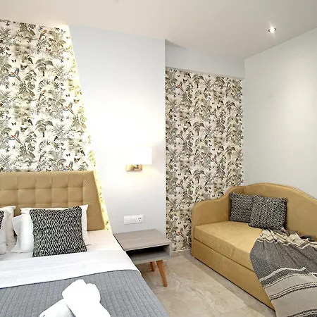 Irida Apartment *